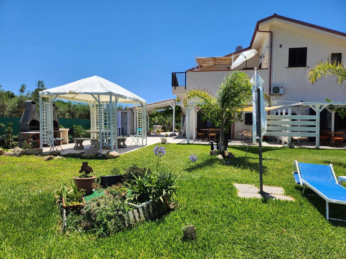 Villa Andrea San Lorenzo 노토 외부 사진